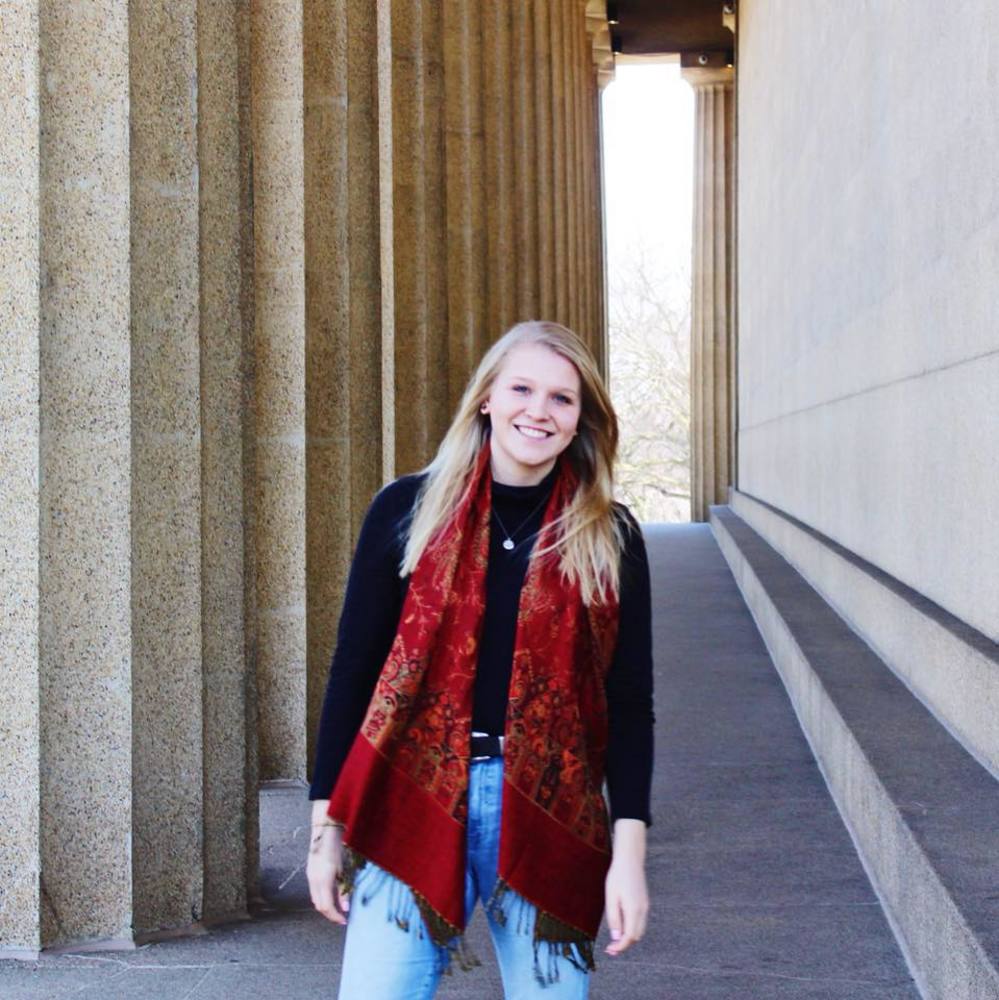 Meet your Posher, Ashley